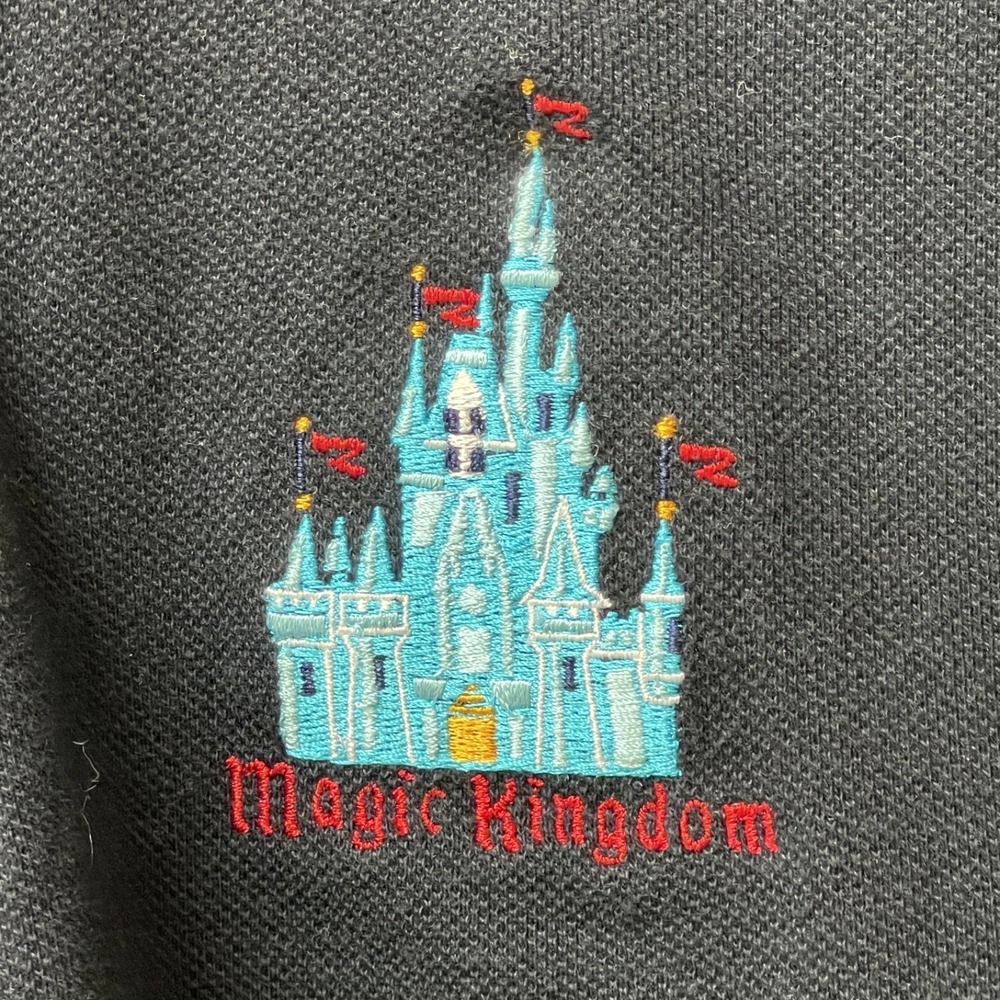 Tour Image Disney Men's Large Magic Kingdom Employee Navy Blue Polo Shirt Castle - Picture 2 of 11